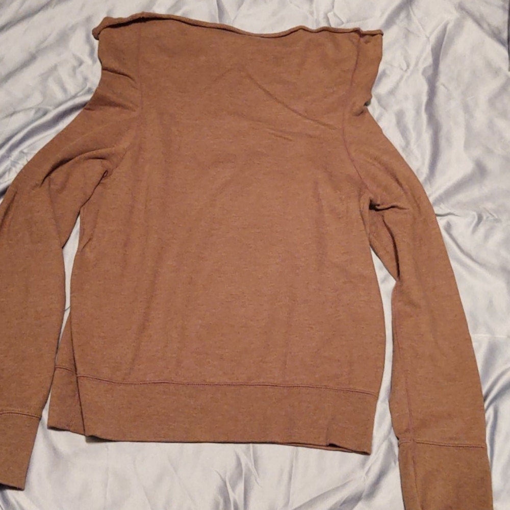 Cowl neck/Off shoulder VS Sweater